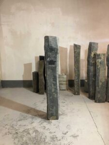 Basaltsäule als Gedenksteele oder Grabstein